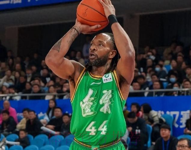 辽宁主场大战青岛凶多吉少!对方双外援太无解,杨鸣根本招架不住 辽宁主场大战青岛凶多吉少!对方双外援太无解,杨鸣根本招架不住